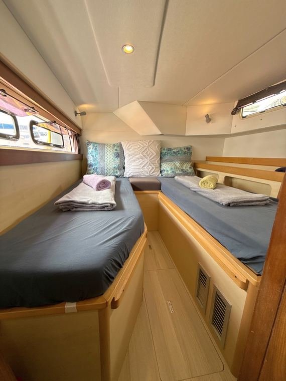 Convertible cabin